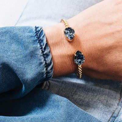 CAROLINE SVEDBOM Mini Drop Bracelet Gold – Denim Blue
